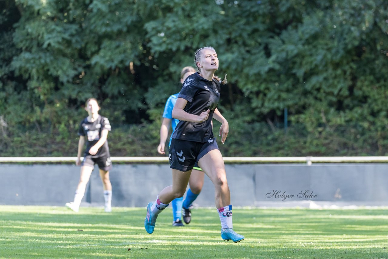 Bild 190 - wBJ SV Henstedt Ulzburg - FSG Oldendorf Itzehoe : Ergebnis: 2:5